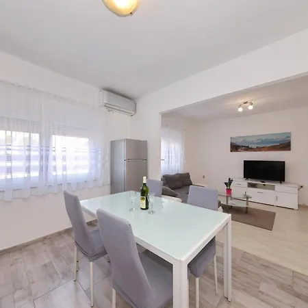 Apartment Mirela Zadar Exterior foto