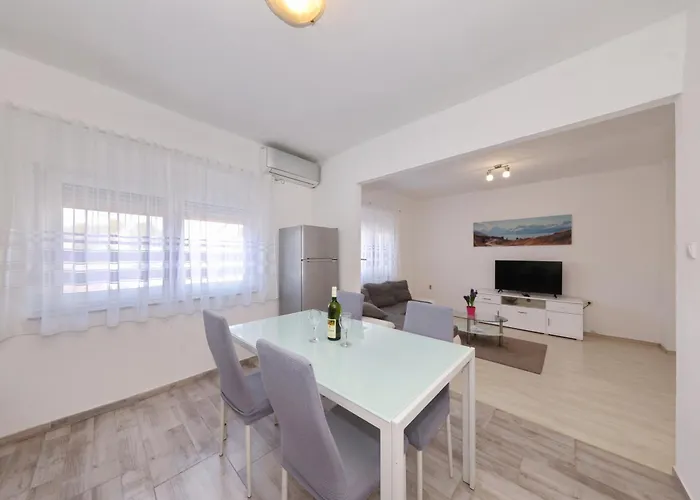 Apartment Mirela