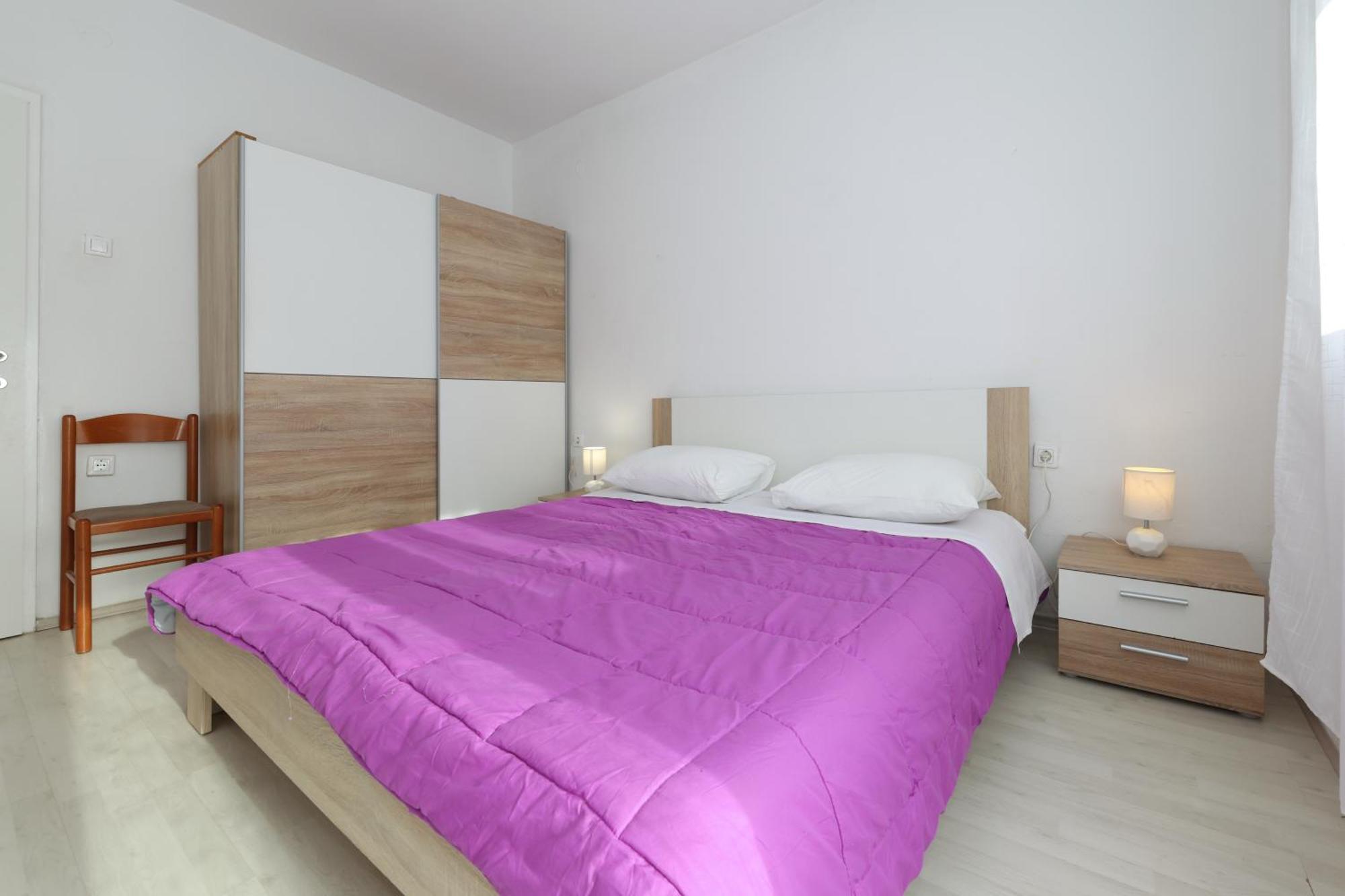Mirela Apartman *